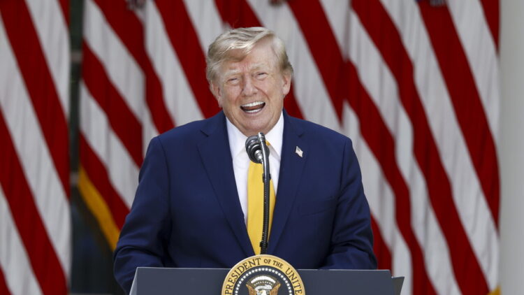 Trump sfida il Canada, ‘il Lago Ontario si chiamerà Lago America’