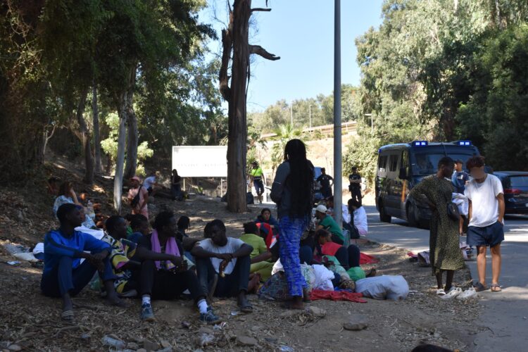 Ceuta: minori migranti, situazione insostenibile con occupazione al 2600%