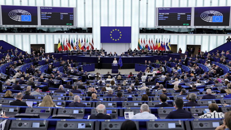 All’Eurocamera asse Ppe-destre su Ceuta, ‘preoccupano politiche di Sanchez’