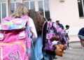 Bimbo di 6 anni trovato con coltello di 13 centimetri nello zaino a scuola