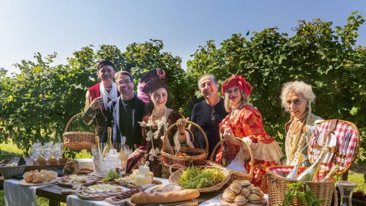 Vendemmia del prosecco, nel trevigiano si raccoglie ancora a mano