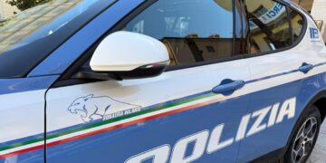 Accoltellati due minorenni a Napoli
