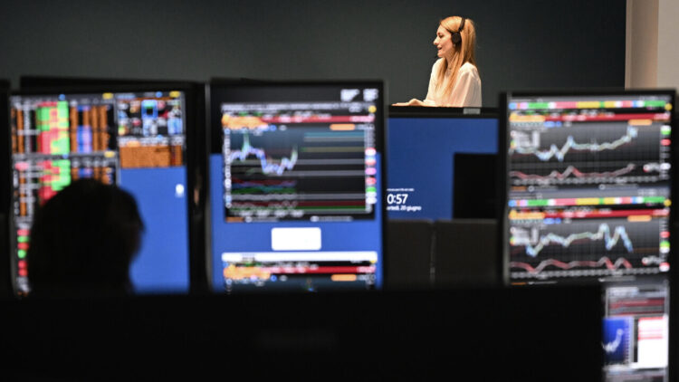Borsa: l’Europa si consolida con la Fed e la BoE, petrolio e gas in calo