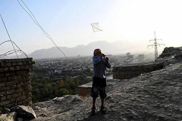 Afghanistan, Emergency: con costi trasporto e medicine, carenza dottoresse a rischio vita mamme e bambini