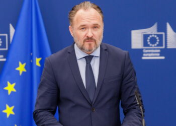 Ue, ‘inverno sarà impegnativo, i prezzi dell’energia saranno molto alti’