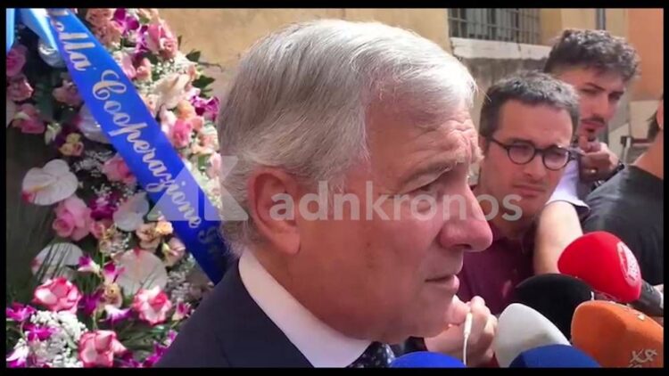 Bonino, Tajani a camera ardente: “Sull’Europa avevamo obiettivi comuni”
