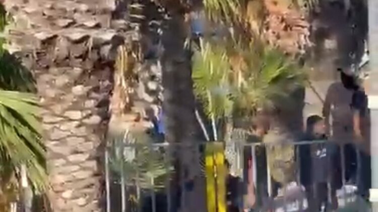Scontri tra tifoserie nel Foggiano, lanciate anche bombe carta