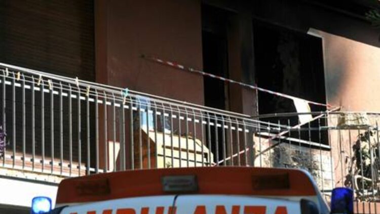Morto un bambino di 5 anni caduto dalla finestra a Genova