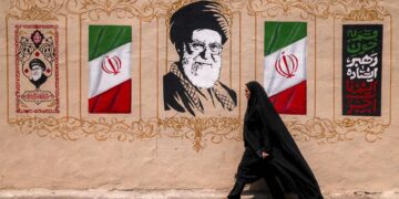 Iran, Trump: “Andrà tutto bene”. Teheran: “Colloqui con Usa inutili finché non accettano nostre condizioni”