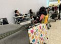 Caos voli nel Regno Unito, un ‘errore’ militare manda in tilt il traffico aereo: cos’è successo