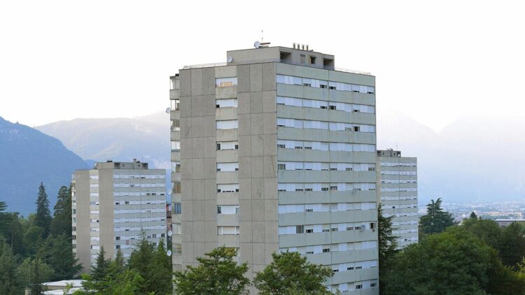 A Trento spedizione punitiva a colpi di pistola, sconvolti i residenti