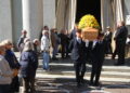 Wilma De Angelis, funerali nella sua Corvetto sulle note di ‘Nessuno’