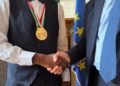 Valditara premia lo studente che salvò la prof, ‘orgogliosi di te’