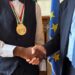 Valditara premia lo studente che salvò la prof, ‘orgogliosi di te’