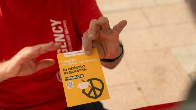 Emergency, raccolta firme per legge di iniziativa popolare ‘Io obietto la guerra’