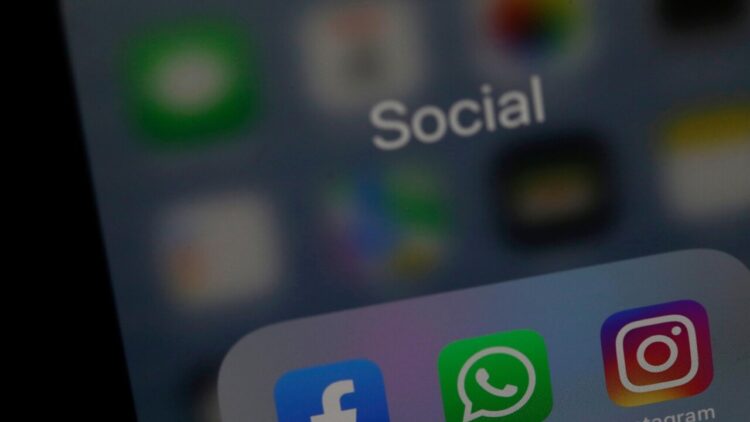 Insulta la Polizia sulla pagina Facebook della Questura di Brescia, denunciato