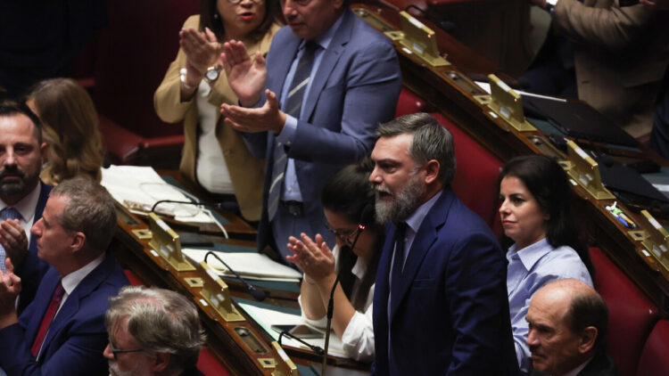 Antimafia: alta tensione fra M5s e FdI su Scarpinato