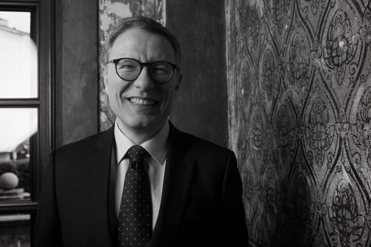 Intelligenza artificiale, Floridi: “Il futuro appartiene anche a chi può simularlo prima e meglio degli altri”