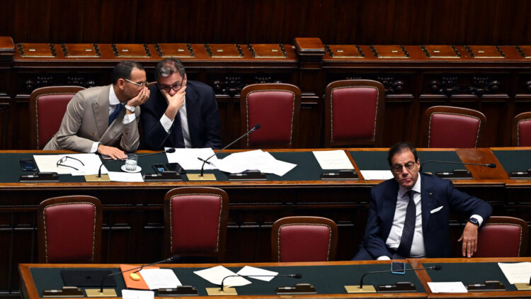 Leo, accise mobili? Ci stiamo ragionando, non c’è una decisione presa