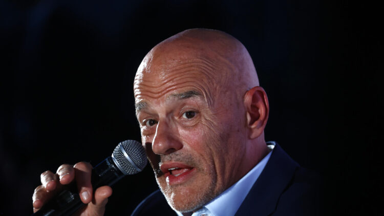 Descalzi, ‘Europa dice che gas servirà per poco, ma mina fiducia degli investitori’