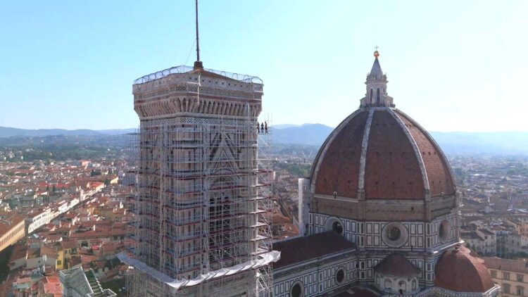 Firenze, al via il restauro del Campanile di Giotto – Le immagini dall’alto
