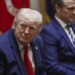 Iran, Hegseth: “Blocco Hormuz ferreo, Trump ha opzioni”. Mosca si propone: “Russia può essere mediatore”