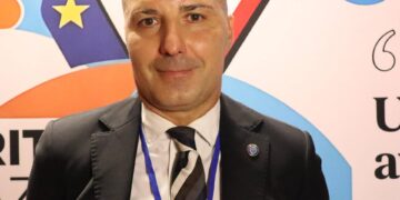 IA, Mauriello (Meritocrazia Italia): “La macchina non sostituisca l’uomo, servono regole”