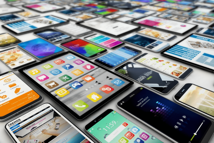 Smartphone, in tre mesi vendite giù del 20%: peggior risultato dal 2012