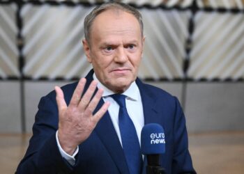 Polonia, piano per uccidere Tusk e ministro della Difesa. Intelligence: “Minaccia presa con la massima serietà”