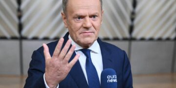 Polonia, piano per uccidere Tusk e ministro della Difesa. Intelligence: “Minaccia presa con la massima serietà”